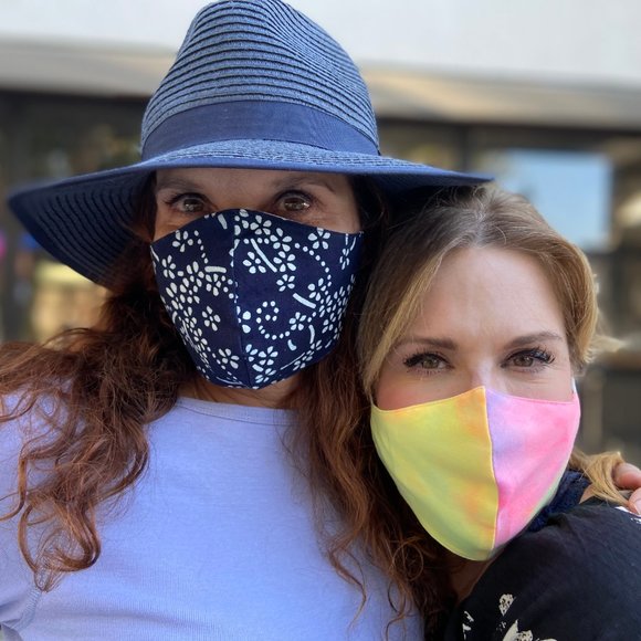 Adult cherry blossom summer face mask with filter - Picture 8 of 8